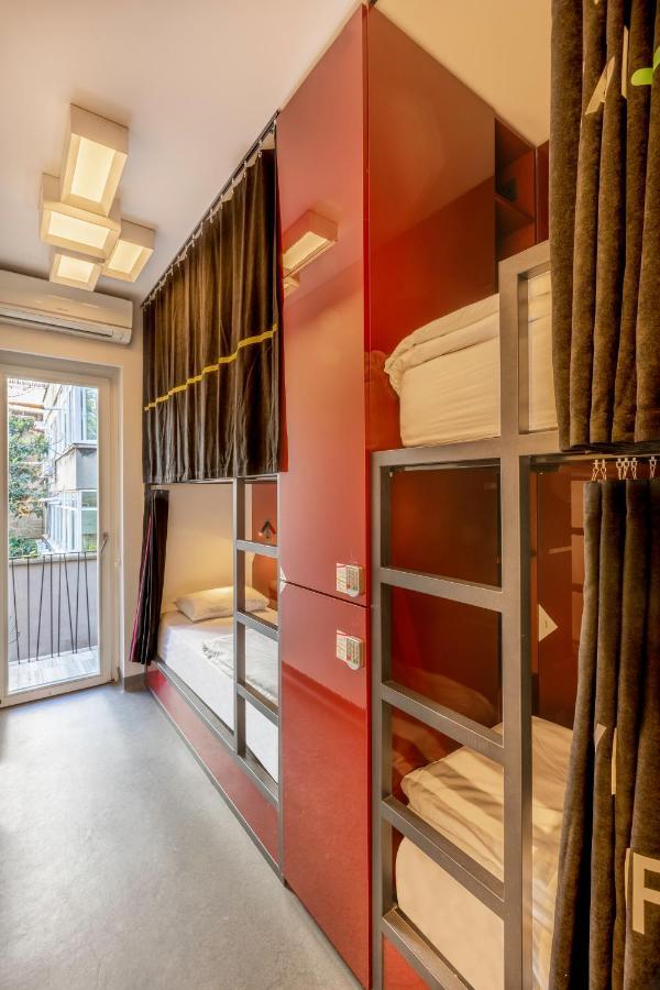 Wabi Hostels Istanbul Exterior photo