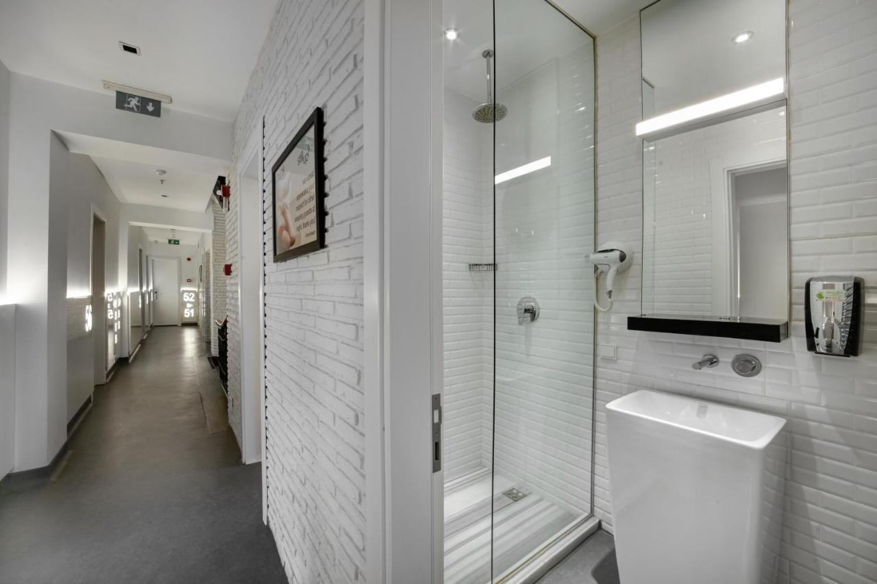 Wabi Hostels Istanbul Exterior photo